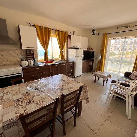 Fiesta Apartment Seaview Мелліха Екстер'єр фото