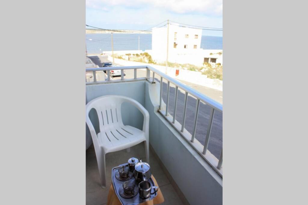 Fiesta Apartment Seaview Мелліха Екстер'єр фото