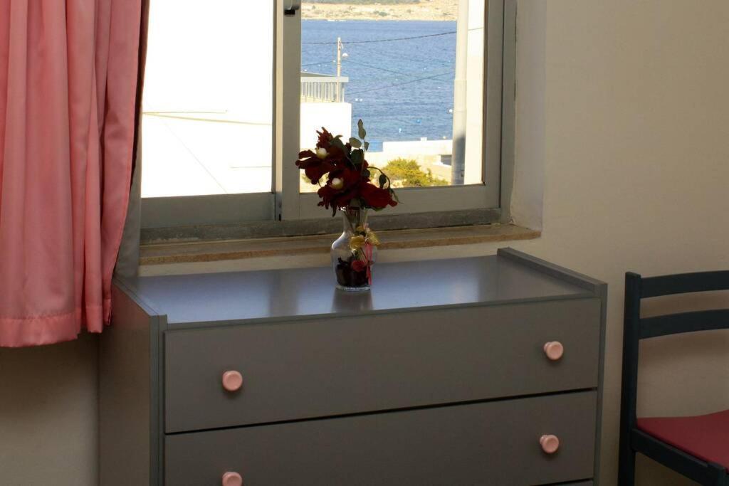 Fiesta Apartment Seaview Мелліха Екстер'єр фото
