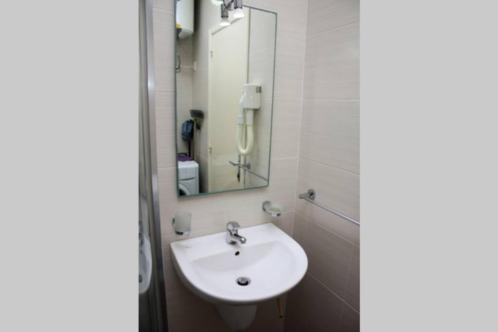 Fiesta Apartment Seaview Мелліха Екстер'єр фото