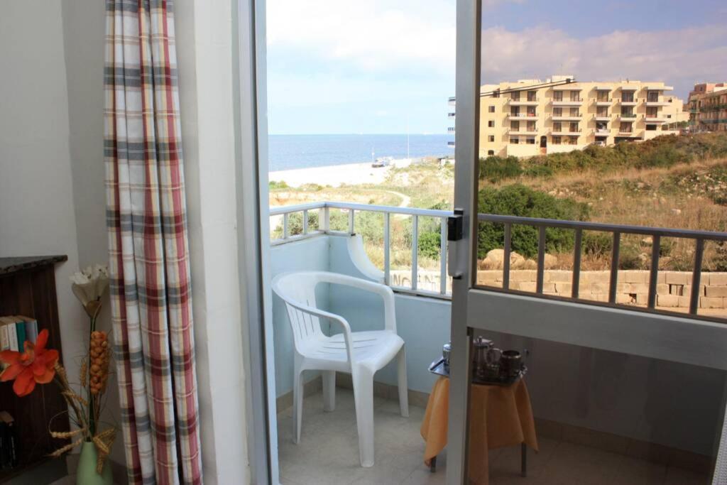 Fiesta Apartment Seaview Мелліха Екстер'єр фото