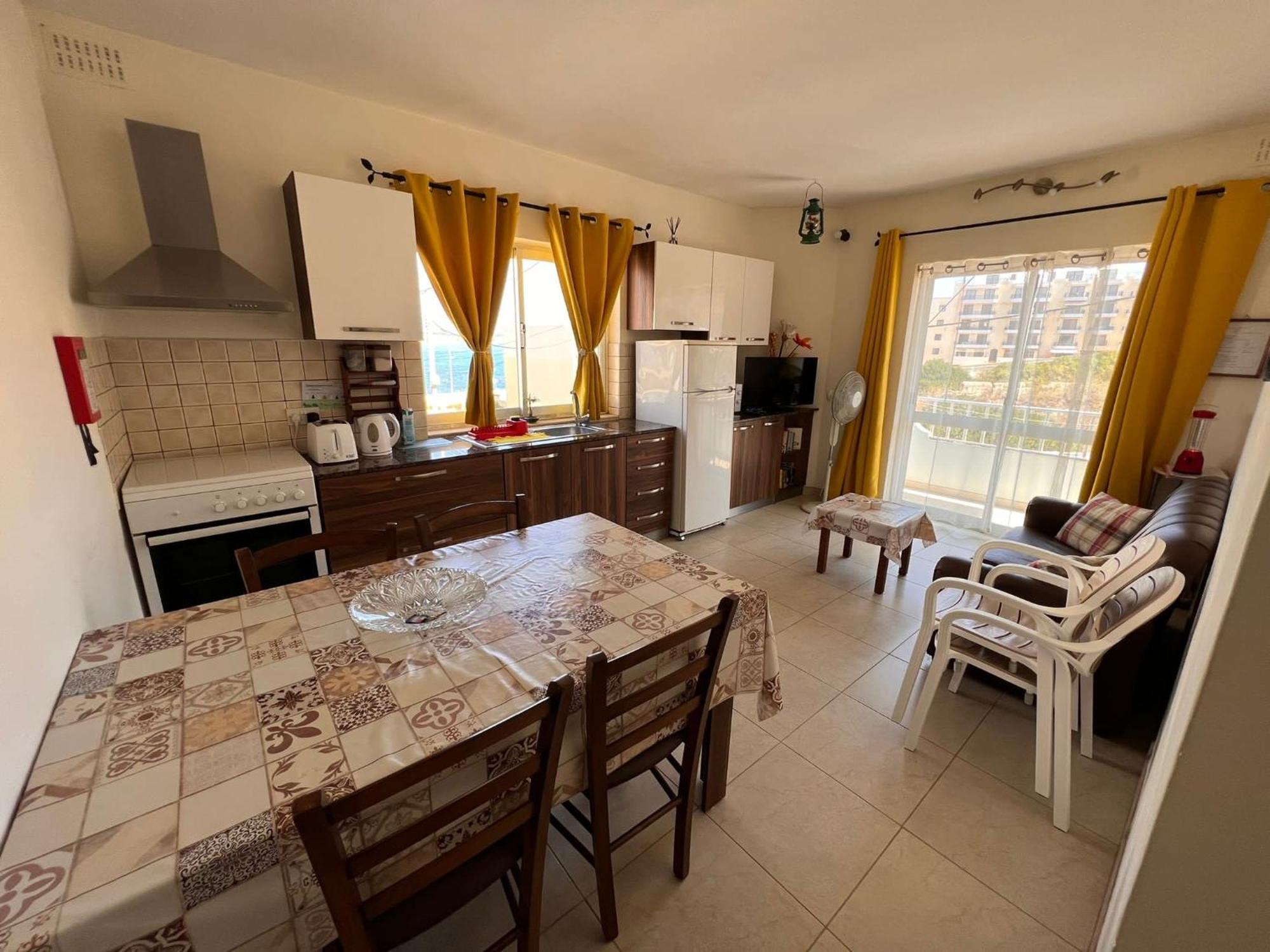 Fiesta Apartment Seaview Мелліха Екстер'єр фото